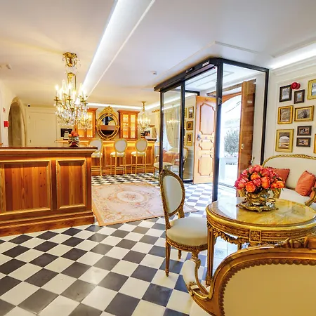 Boutique Teatro 4* 英雄港