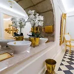 Boutique Teatro 4*