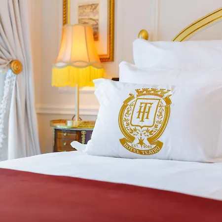 Hotell Boutique Teatro Angra do Heroísmo