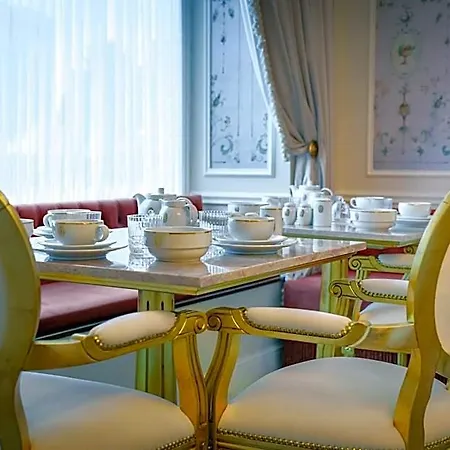 Boutique Teatro Hotel