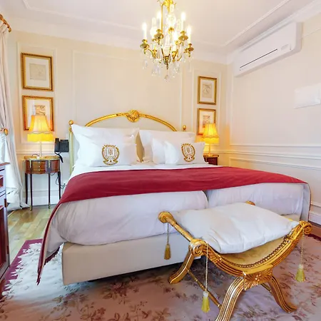 Boutique Teatro 4*