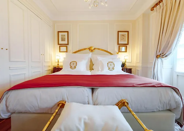 מלון Boutique Teatro 4*